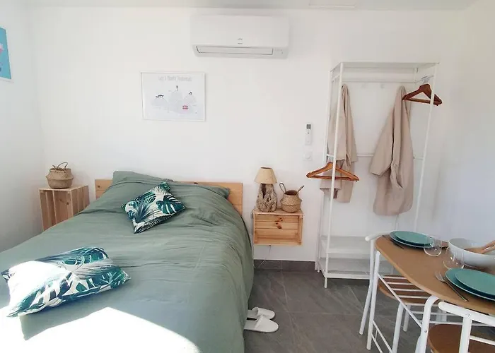 Prázdninový dům Avec Jardin Et Parking Proche Plages Et Sainte-musse